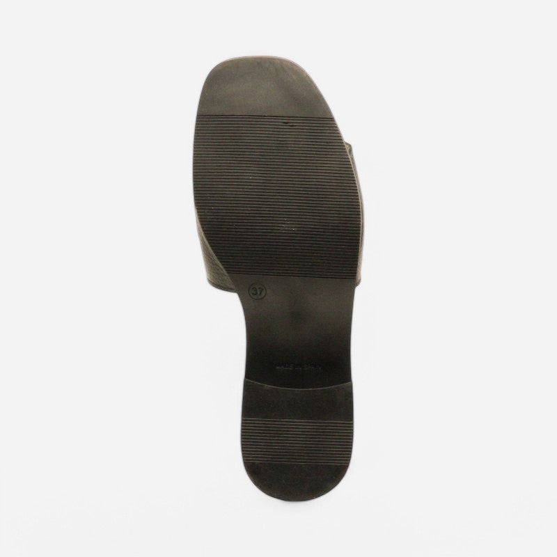 Women's Camila Black