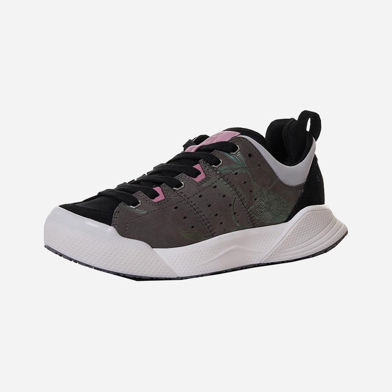 Deckers X Lab X-Scape Nubuck Low
