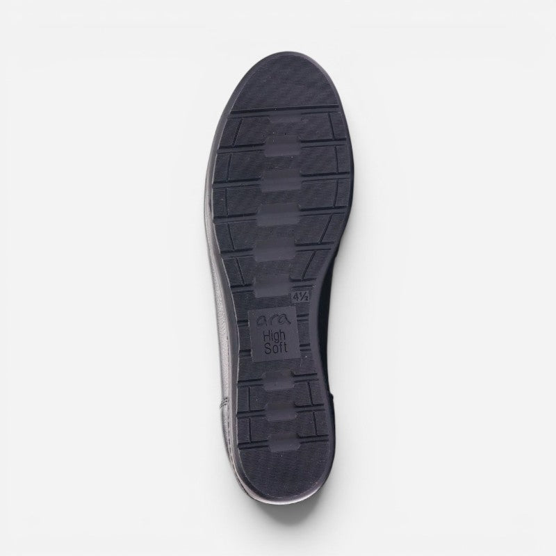 Balsam Black Calf Leather