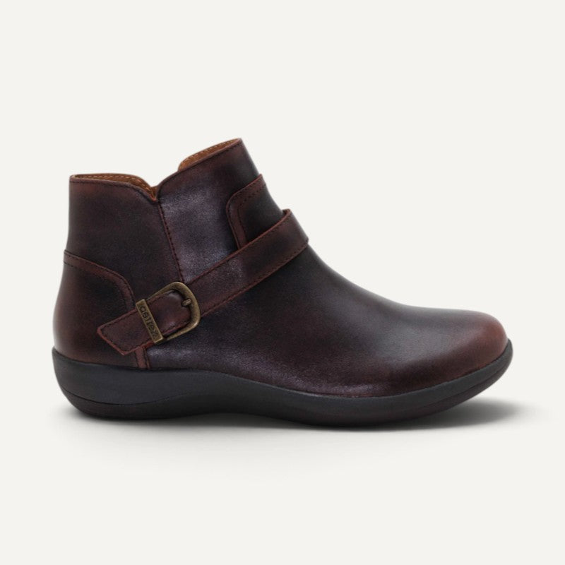 leah low boot cordovan