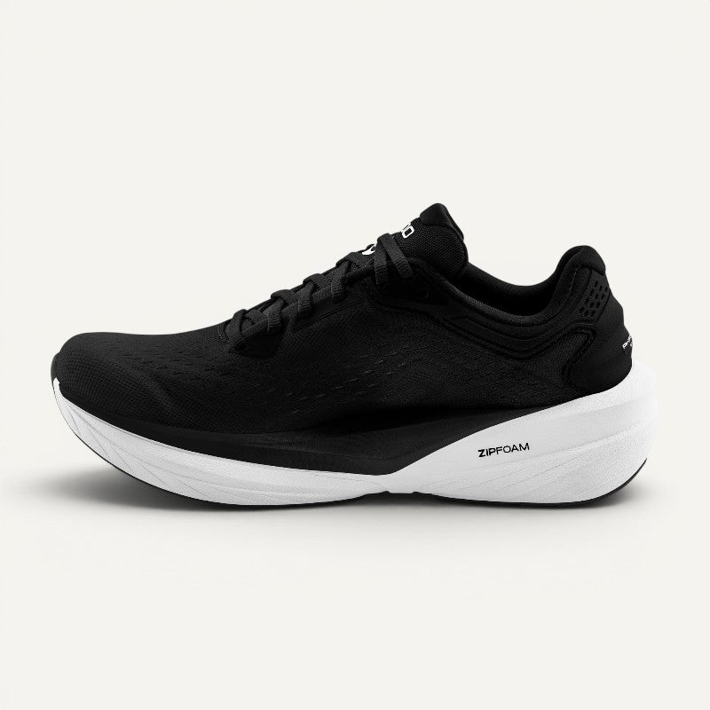 Topo Athletic Men's Phantom 4 Black / White