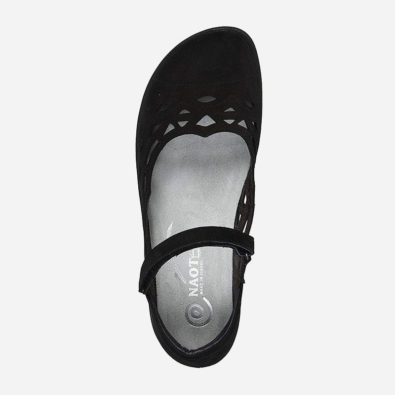 Agathis Black